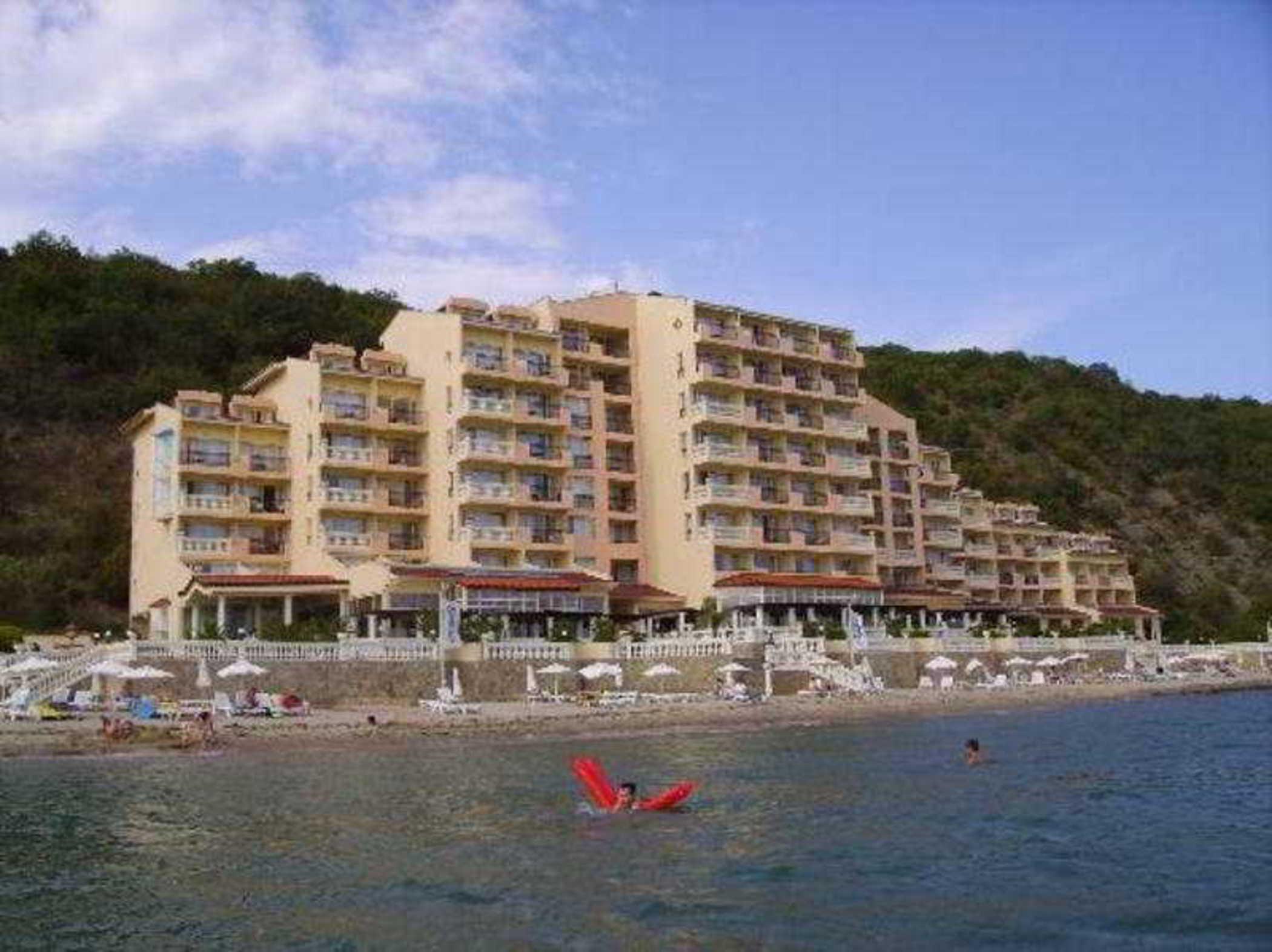 Royal Bay Hotel Еленіте Екстер'єр фото