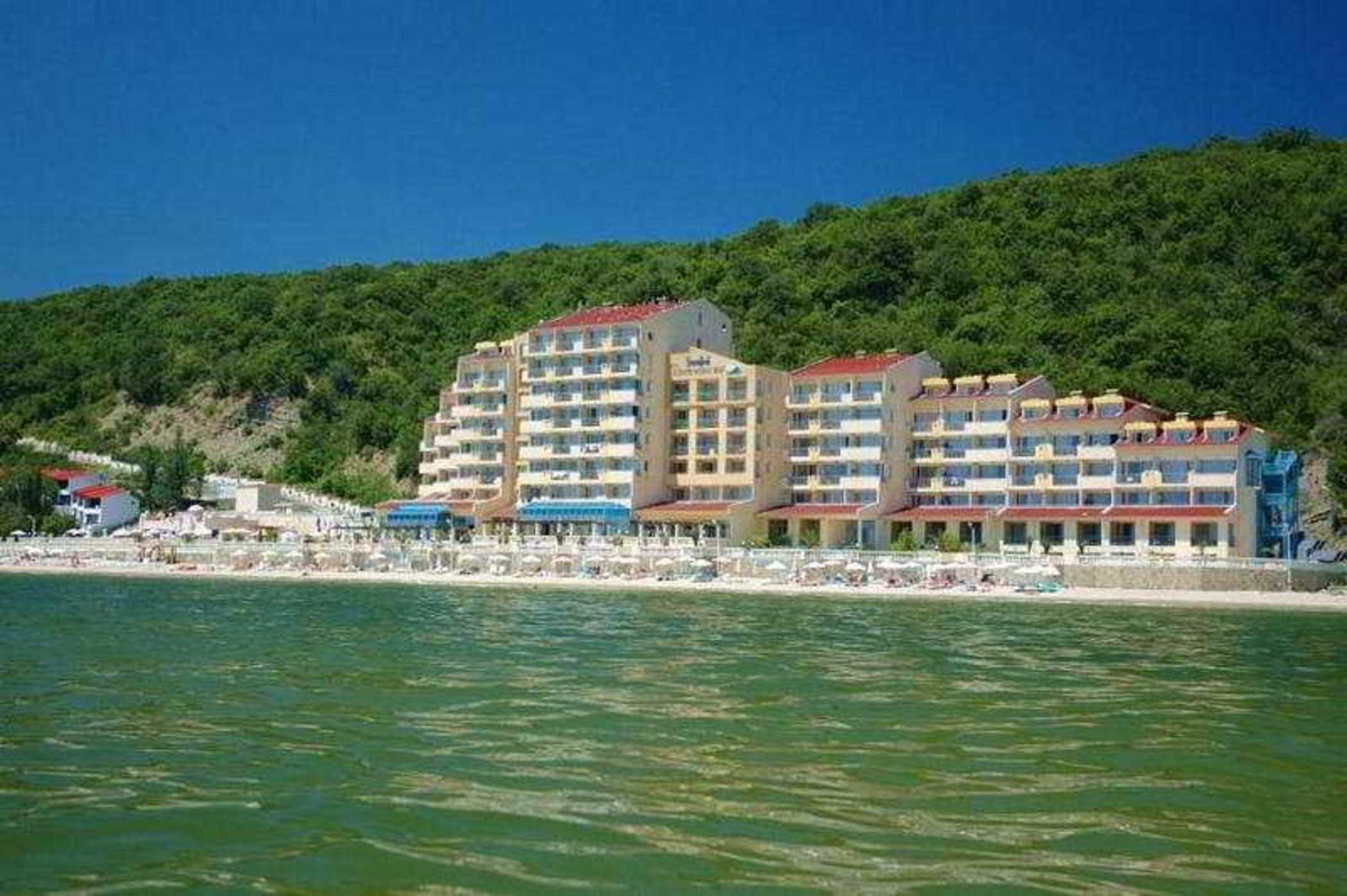 Royal Bay Hotel Еленіте Екстер'єр фото