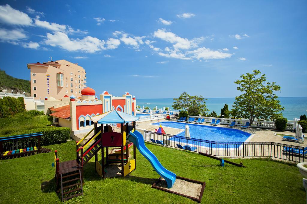 Royal Bay Hotel Еленіте Екстер'єр фото